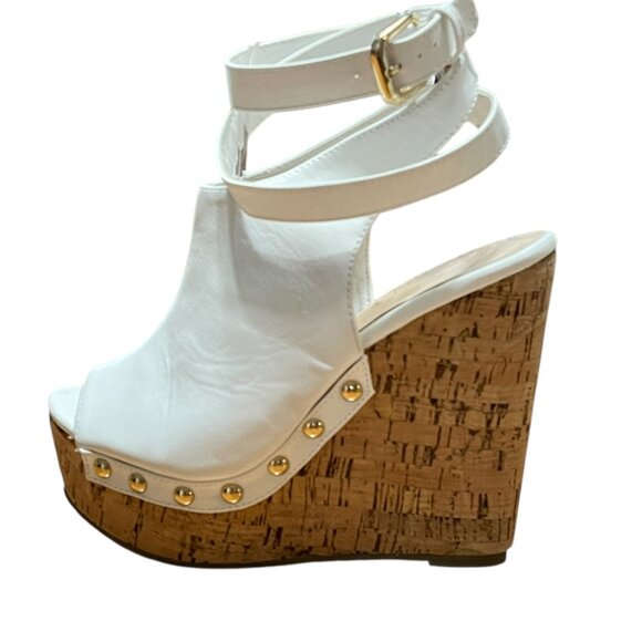 Shoedazzle Shoes - Shoedazzle Sarahh White Wedge Sandals Size 8 US With Cork Platform & Gold Stud D